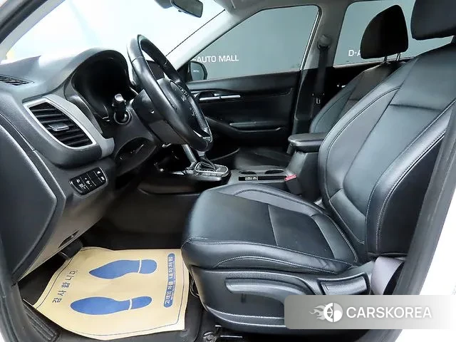 Kia Seltos 2022 Белый из Кореи, фото 2