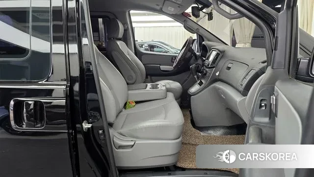 Hyundai The New Grand Starex 2019 Черный из Кореи, фото 2