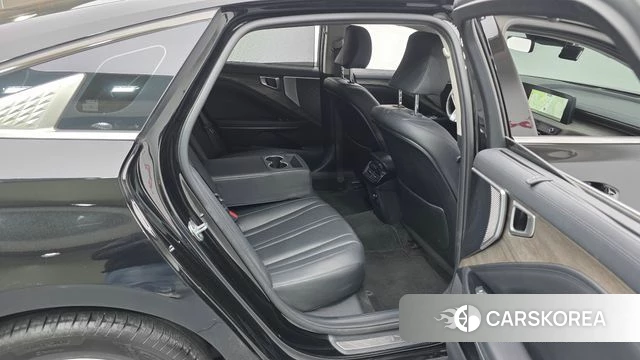 Kia K8 2022 Черный из Кореи, фото 2