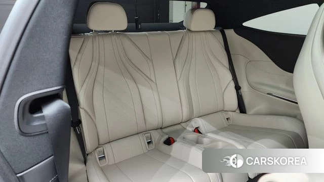 Mercedes-Benz CLE-Class C236 2025 Белый из Кореи, фото 2