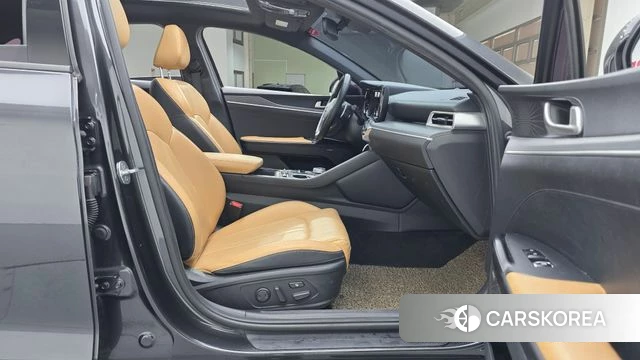 Kia K5 3rd generation 2020 Серый из Кореи, фото 2