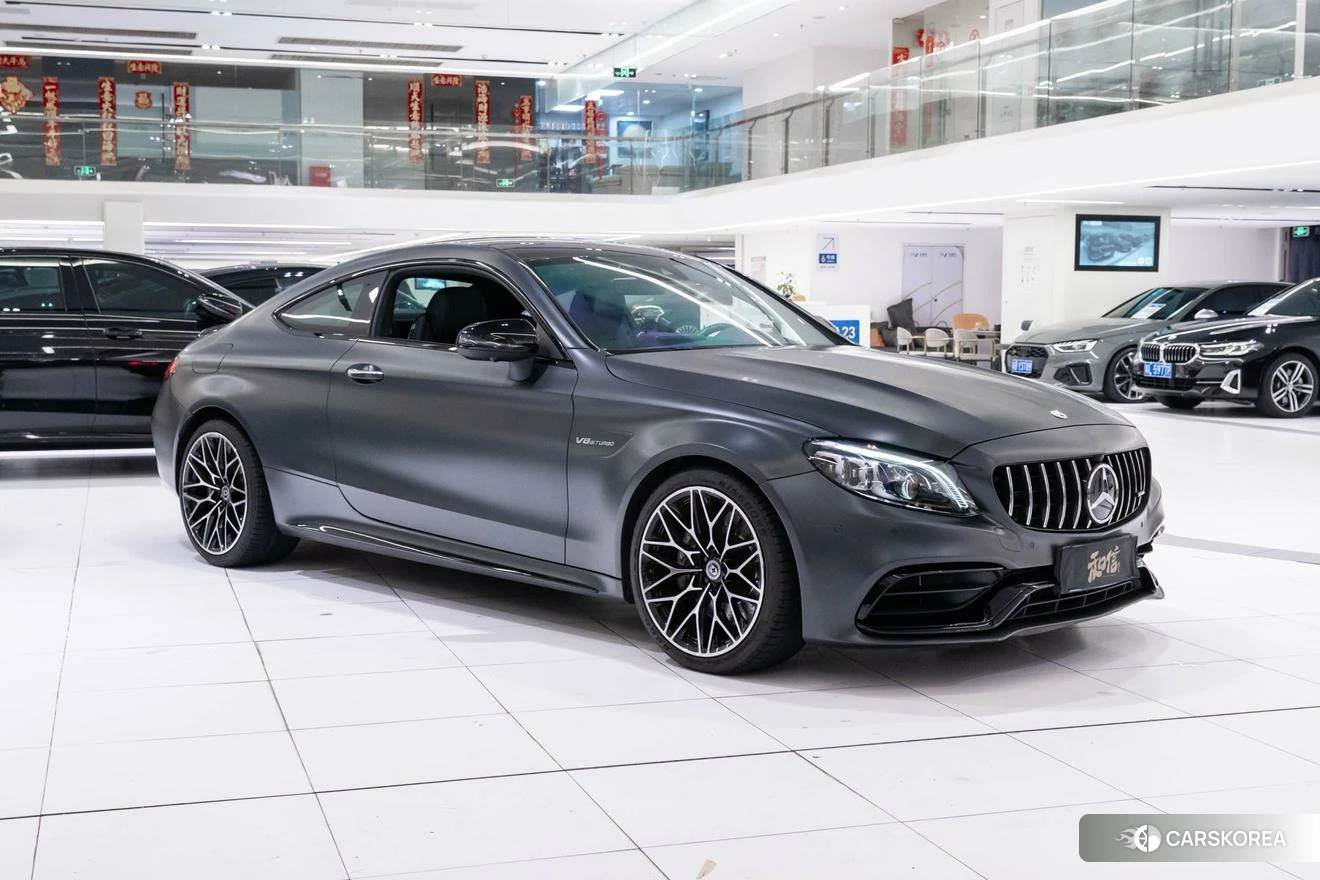 Mercedes-Benz AMG C-Class 2021 Темно-серый из Китая, фото 2
