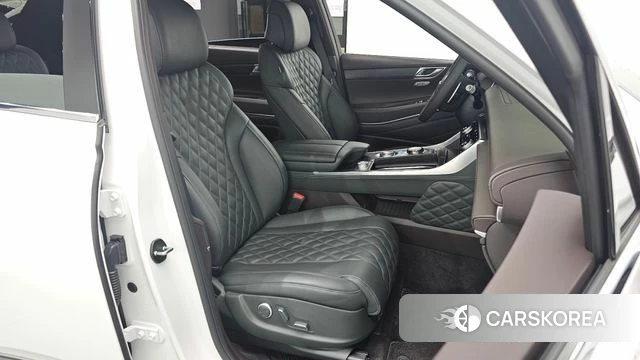 Genesis GV80 2023 Белый из Кореи, фото 2