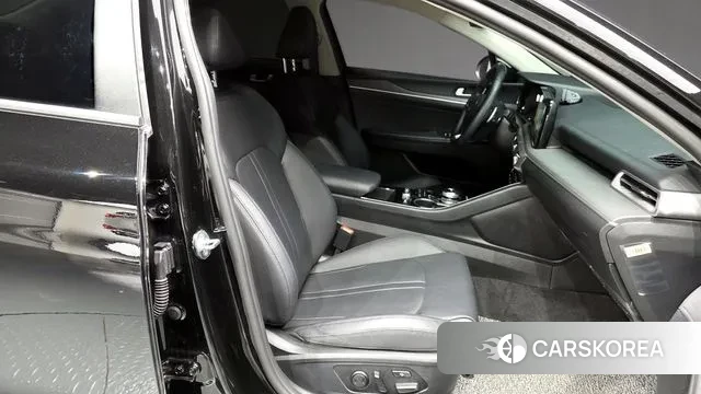 Kia K5 3rd generation 2022 Черный из Кореи, фото 2