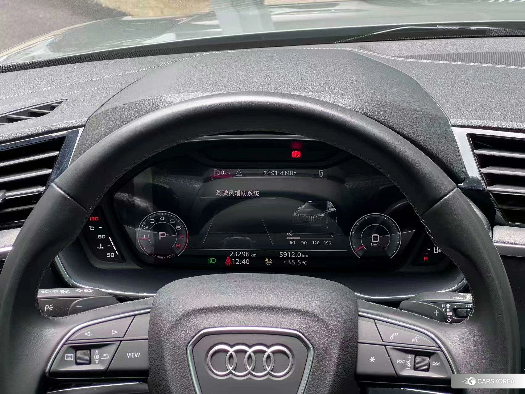 Audi Q3 2023 Темно-серый из Китая, фото 2