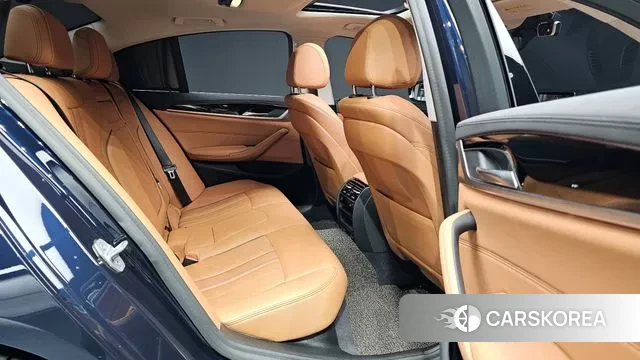 BMW 5 Series (G30) 2020 Синий из Кореи, фото 2