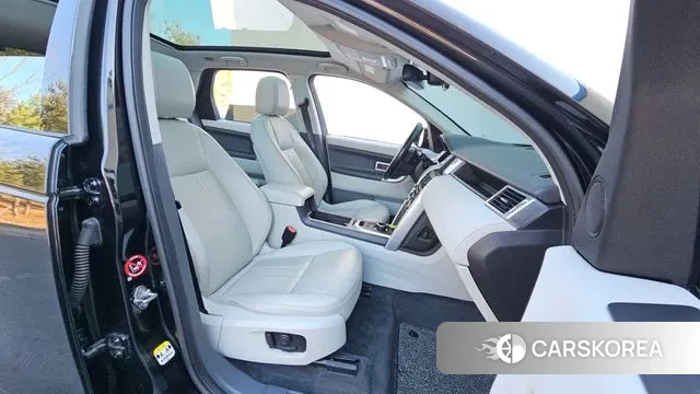 Land Rover Discovery Sports 2018 Черный из Кореи, фото 2