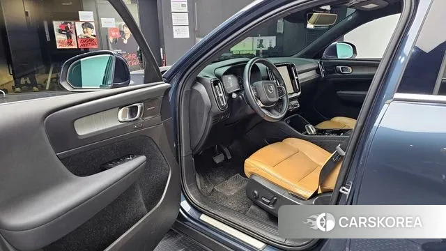 Volvo XC40 2021 Синий из Кореи, фото 2
