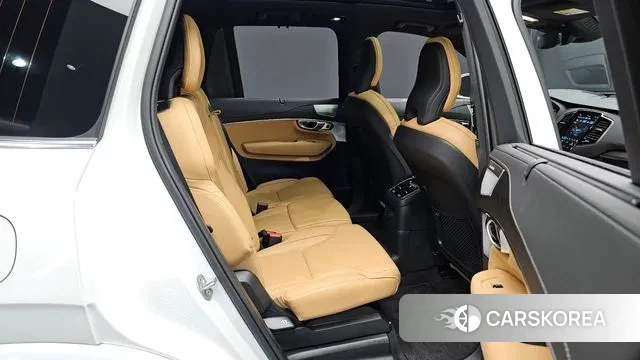 Volvo XC90 second Generation 2024 Белый из Кореи, фото 2