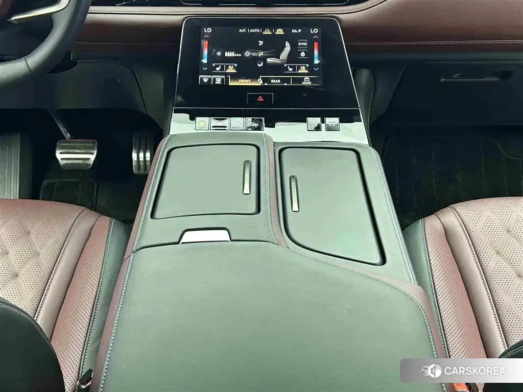 Infiniti QX80 2025 Черный из Китая, фото 2