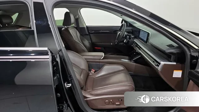 Hyundai Grandeur Hybrid (GN7) 2023 Черный из Кореи, фото 2