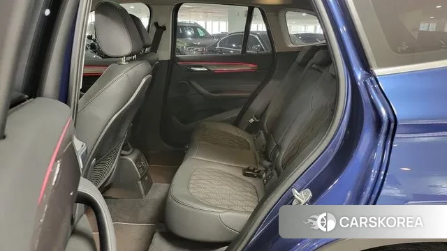 BMW X1 (F48) 2021 Синий из Кореи, фото 2