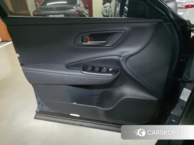 Toyota Crown Crossover 2024 Синий из Кореи, фото 2