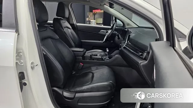 Kia Sportage 5th Generation 2022 Белый из Кореи, фото 2