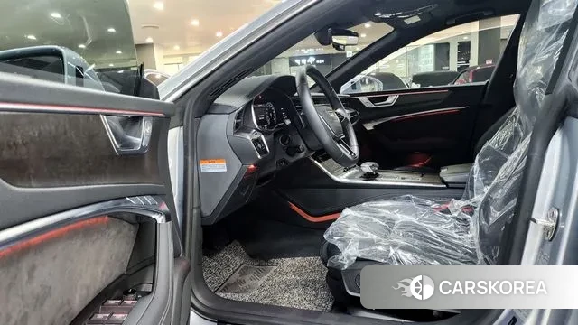 Audi A7 (4K) 2020 Серебряный из Кореи, фото 2
