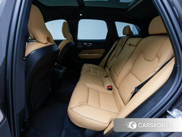 Volvo XC60 second Generation 2025 Серый из Кореи, фото 2
