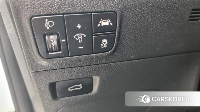 Kia K5 3rd generation 2022 Белый из Кореи, фото 2