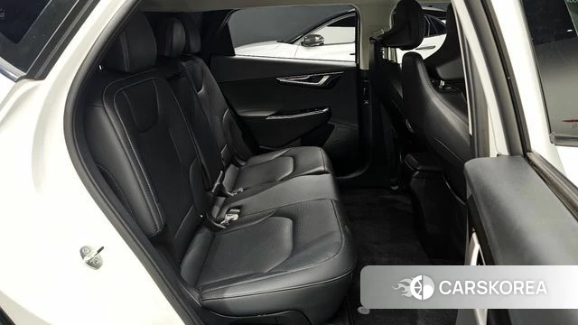 Kia EV6 2023 Белый из Кореи, фото 2