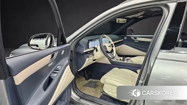 Genesis GV80 2024 Серебристо-серый из Кореи, фото 2