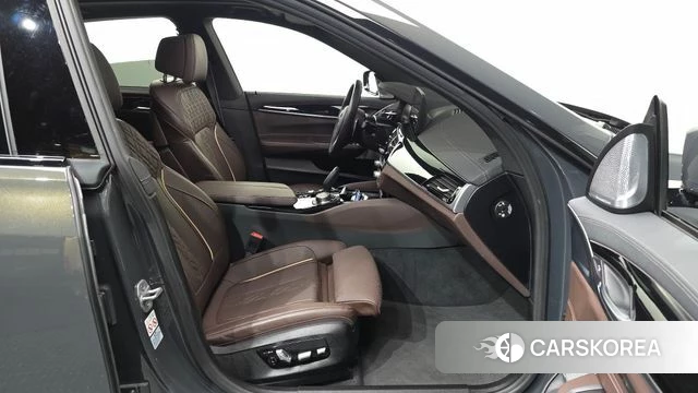 BMW 6 Series GT (G32) 2024 Серый из Кореи, фото 2