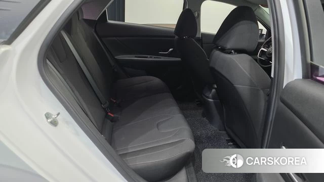 Hyundai Avante (CN7) 2021 Белый из Кореи, фото 2
