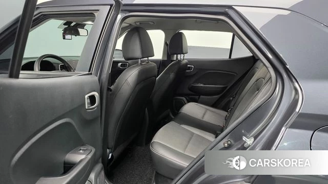 Hyundai Venue 2021 Серый из Кореи, фото 2