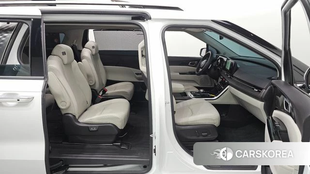 Kia Carnival 4th generation 2023 Белый из Кореи, фото 2