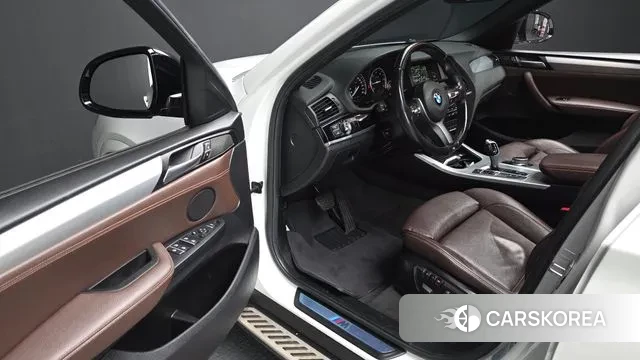 BMW X4 (F26) 2018 Белый из Кореи, фото 2