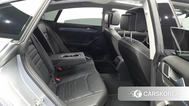 Volkswagen Arteon 2019 Серебряный из Кореи, фото 2