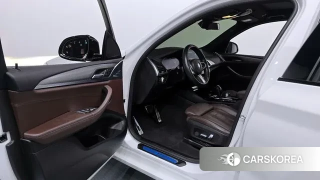 BMW X3 (G01) 2021 Белый из Кореи, фото 2