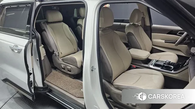 Kia Carnival 4th generation 2023 Белый из Кореи, фото 2