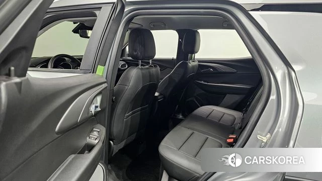 Chevrolet (GM Daewoo) Trailblazer 2023 Серый из Кореи, фото 2