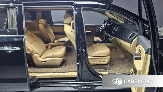 Kia The New Carnival 2020 Черный из Кореи, фото 2