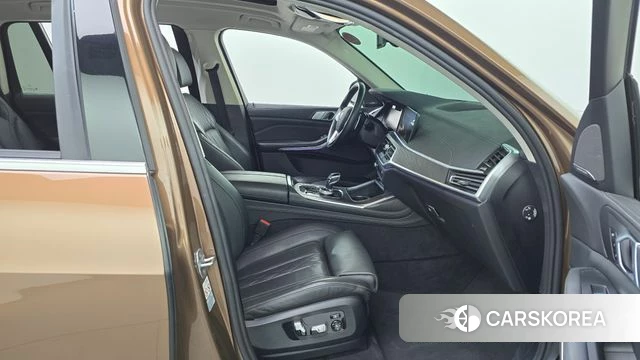 BMW X7 (G07) 2020 Коричневый из Кореи, фото 2