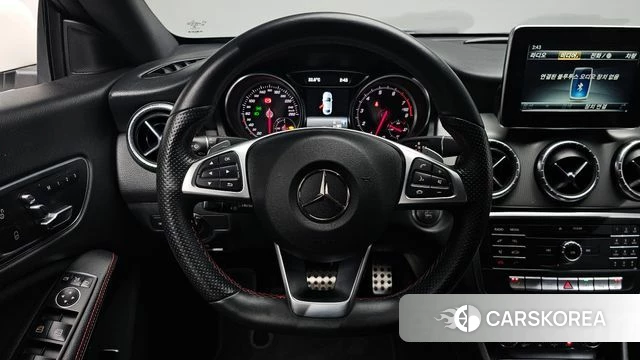Mercedes-Benz CLA-Class C117 2018 Белый из Кореи, фото 2