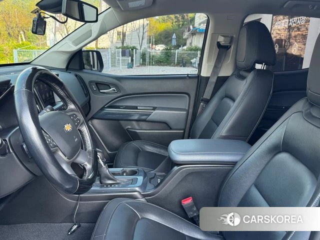 Chevrolet (GM Daewoo) Real New Colorado 2022 Черный из Кореи, фото 2
