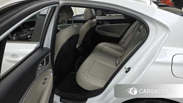 Genesis The New G70 2022 Белый из Кореи, фото 2