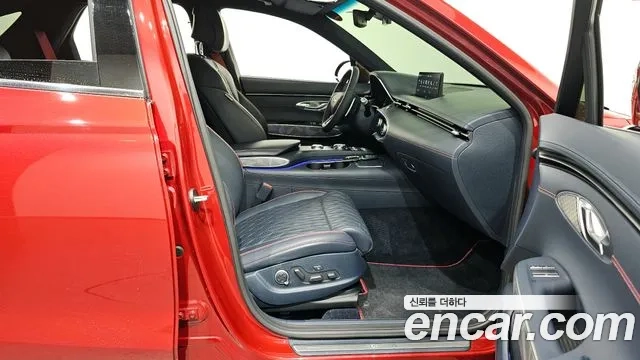 Genesis GV70 2022 Красный из Кореи, фото 2