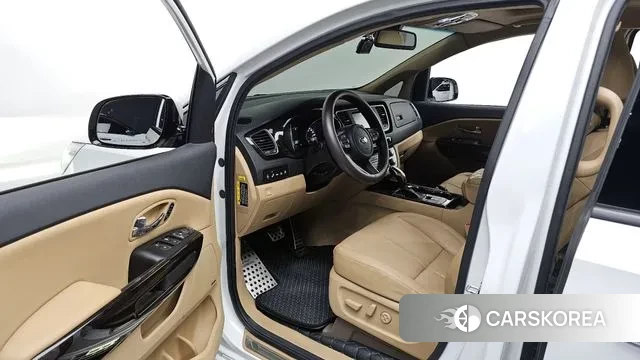 Kia The New Carnival 2019 Белый из Кореи, фото 2