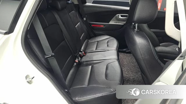 Kia Niro Plus 2022 Белый из Кореи, фото 2