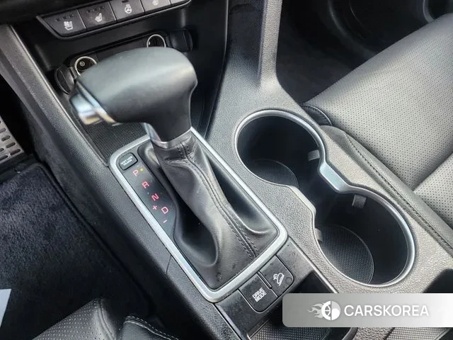 Kia Sportage The Bold 2019 Серебристо-серый из Кореи, фото 2