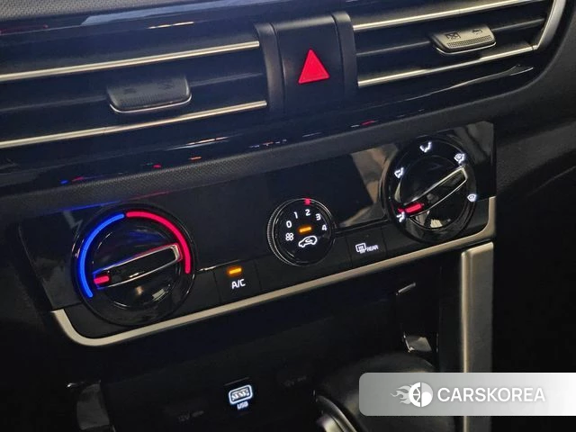 Kia Seltos 2020 Белый из Кореи, фото 2