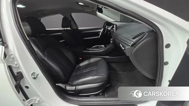 Hyundai Sonata (DN8) 2022 Белый из Кореи, фото 2