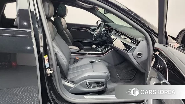 Audi A8 (D5) 2021 Черный из Кореи, фото 2