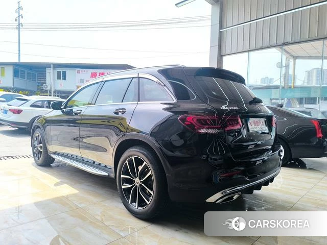 Mercedes-Benz GLC 2021 Черный из Китая, фото 2