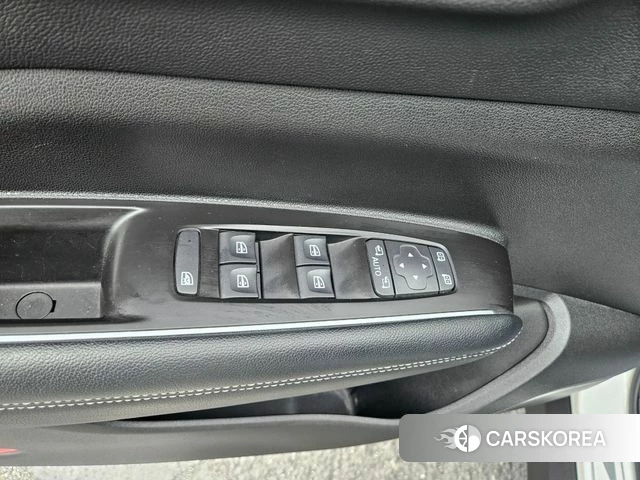 Renault Korea (Samsung) The New QM6 2022 Жемчужный цвет из Кореи, фото 2