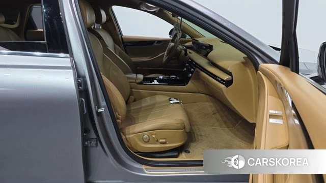 Genesis G80 (RG3) 2024 Серебряный из Кореи, фото 2