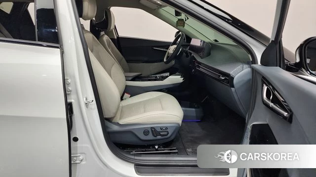 Kia EV6 2022 Белый из Кореи, фото 2