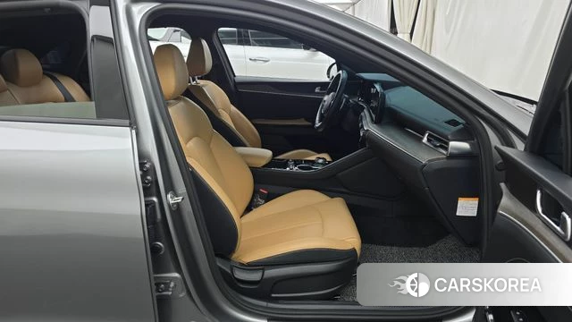 Kia K5 Hybrid 3rd Generation 2023 Серебристо-серый из Кореи, фото 2