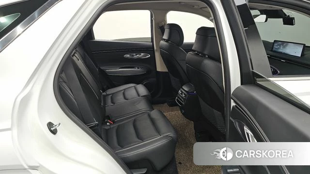 Genesis GV70 2021 Белый из Кореи, фото 2